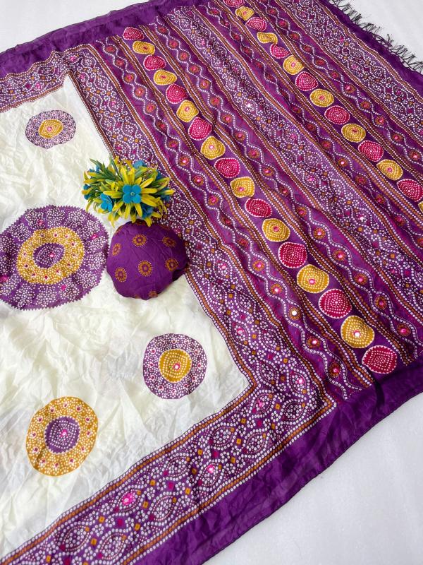 Vastrangan sasumaa bandhani wholesale sarees saree store